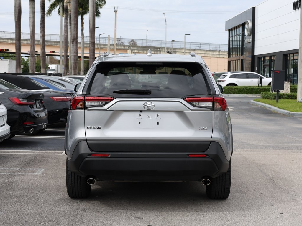 2023 Toyota RAV4 XLE - 8