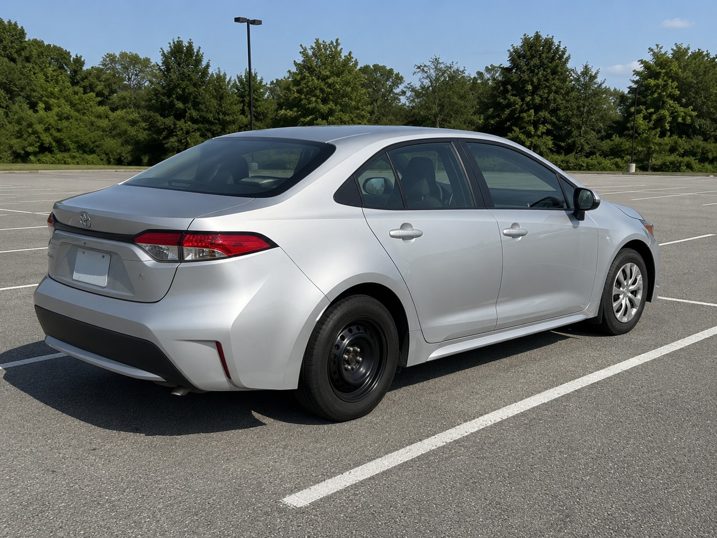 2017 Toyota Corolla LE - 13