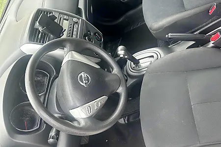 2017 Nissan Versa Note S Plus - 10