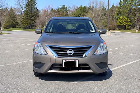 2017 Nissan Versa 1.6 SL - 19