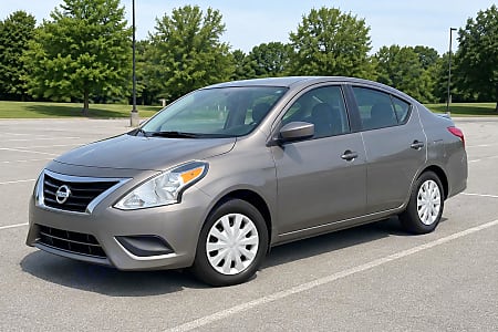2017 Nissan Versa 1.6 SL - 23