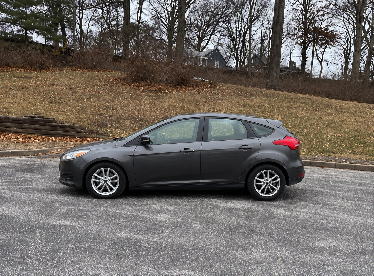 2015 Ford Focus SE - 3