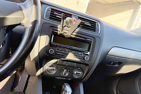 2013 Volkswagen Jetta - 10