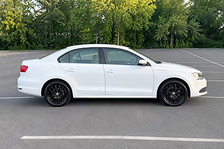 2013 Volkswagen Jetta - 13