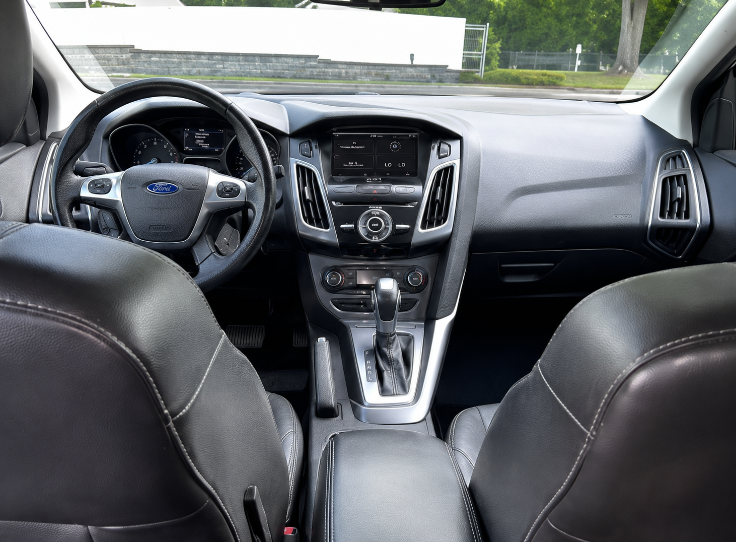 2014 Ford Focus Titanium - 4