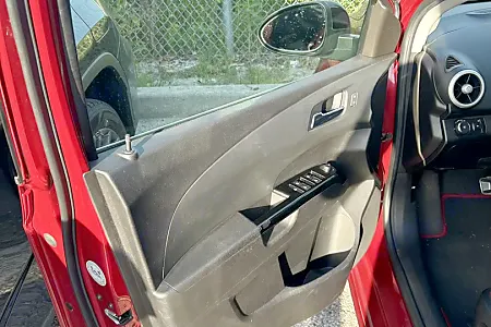 2015 Chevrolet Sonic RS Auto - 10