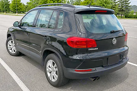 2016 Volkswagen Tiguan S - 23