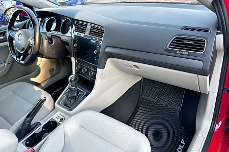 2018 Volkswagen Golf TSI SE - 4