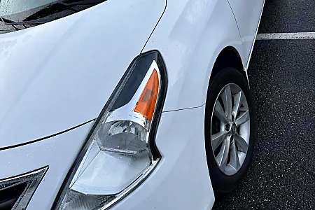 2015 Nissan Versa 1.6 SL - 4