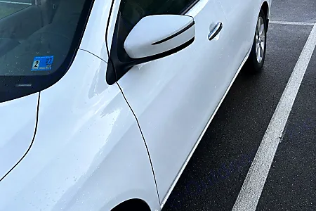 2015 Nissan Versa 1.6 SL - 5