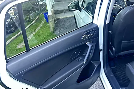 2020 Volkswagen Tiguan 2.0T SE - 19