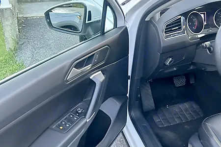 2020 Volkswagen Tiguan 2.0T SE - 22