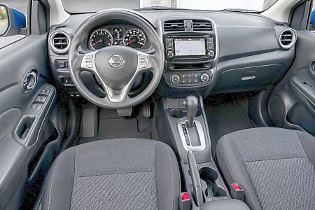 2016 Nissan Versa 1.6 SL - 3