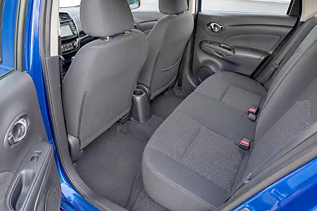2016 Nissan Versa 1.6 SL - 14