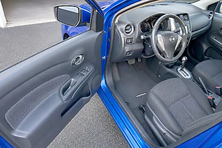 2016 Nissan Versa 1.6 SL - 17