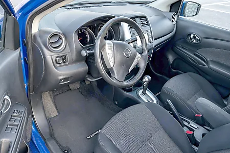 2016 Nissan Versa 1.6 SL - 22