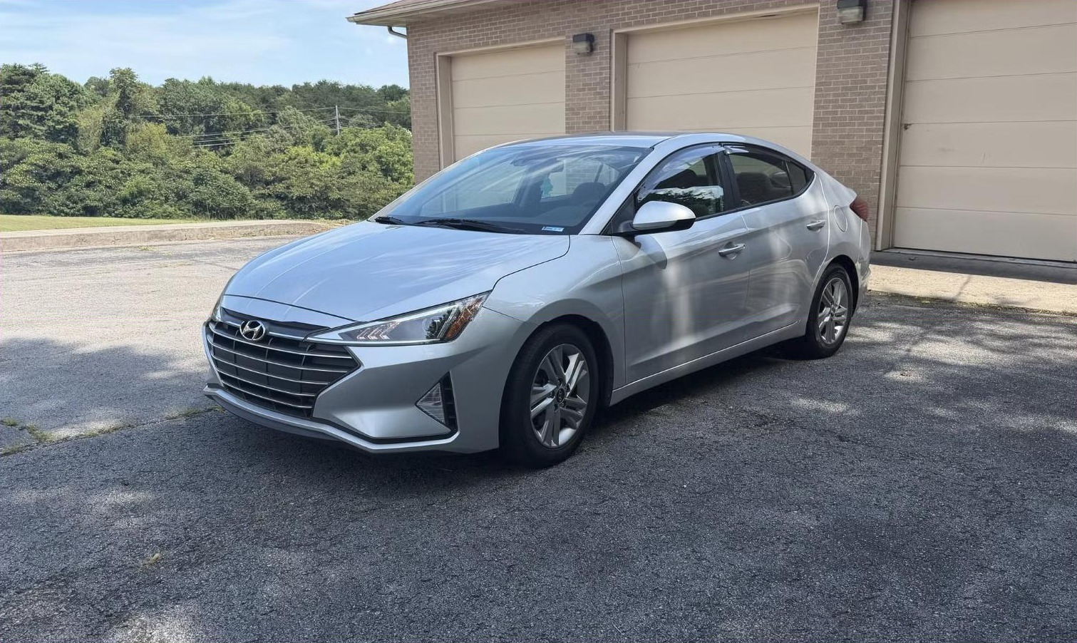 2020 Hyundai Elantra SEL - 2