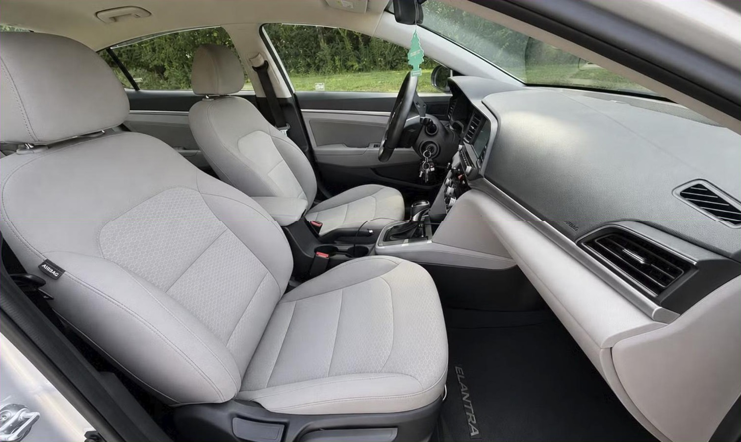 2020 Hyundai Elantra SEL - 9