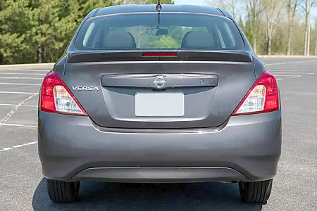 2018 Nissan Versa 1.6 SL - 5