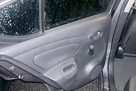 2018 Nissan Versa 1.6 SL - 16