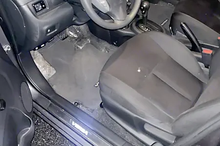 2018 Nissan Versa 1.6 SL - 19