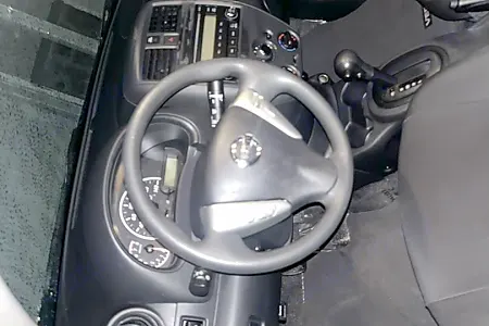 2018 Nissan Versa 1.6 SL - 22
