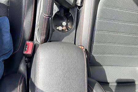 2017 Volkswagen Jetta GLI - 24