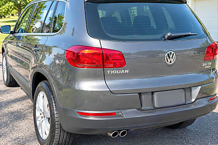 2015 Volkswagen Tiguan S - 3