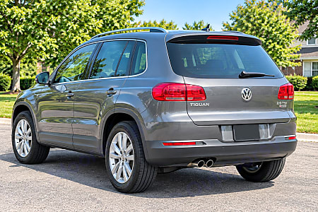 2015 Volkswagen Tiguan S - 4