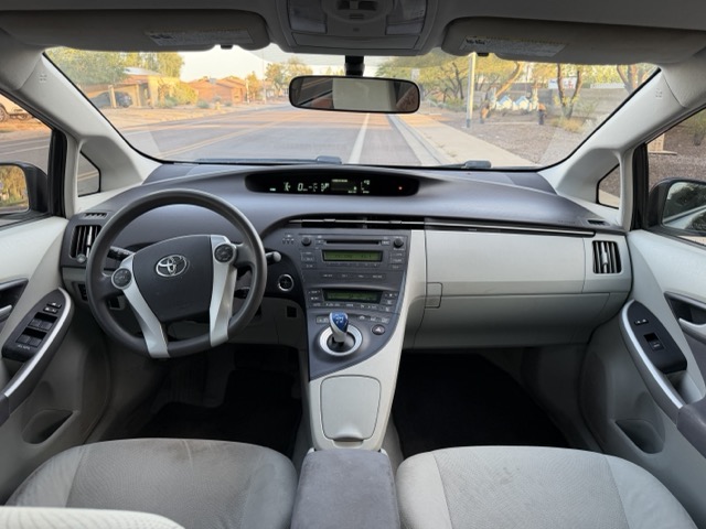 2010 Toyota Prius - 5