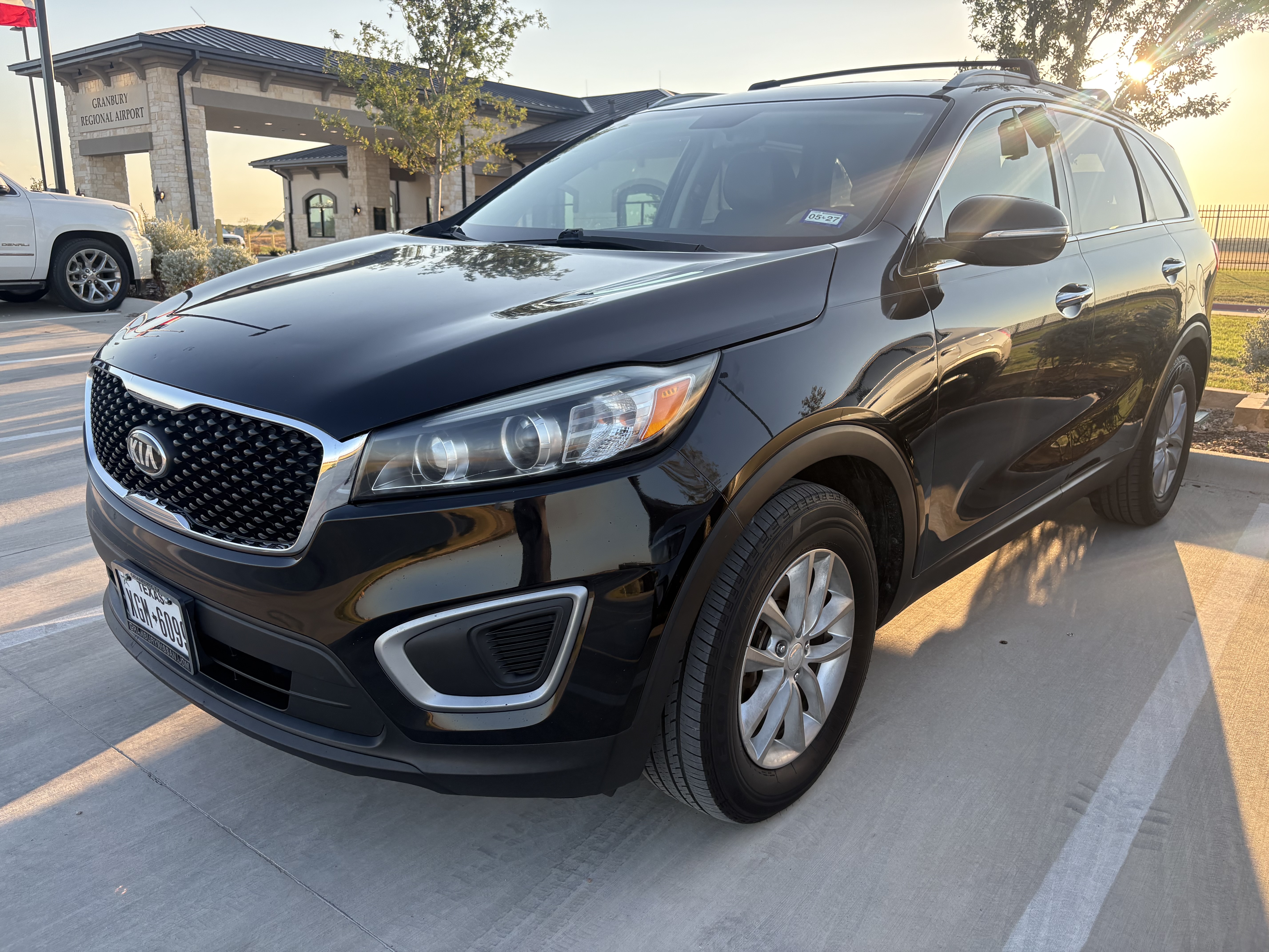 2016 KIA Sorento LX 3rd Row SUV - 2