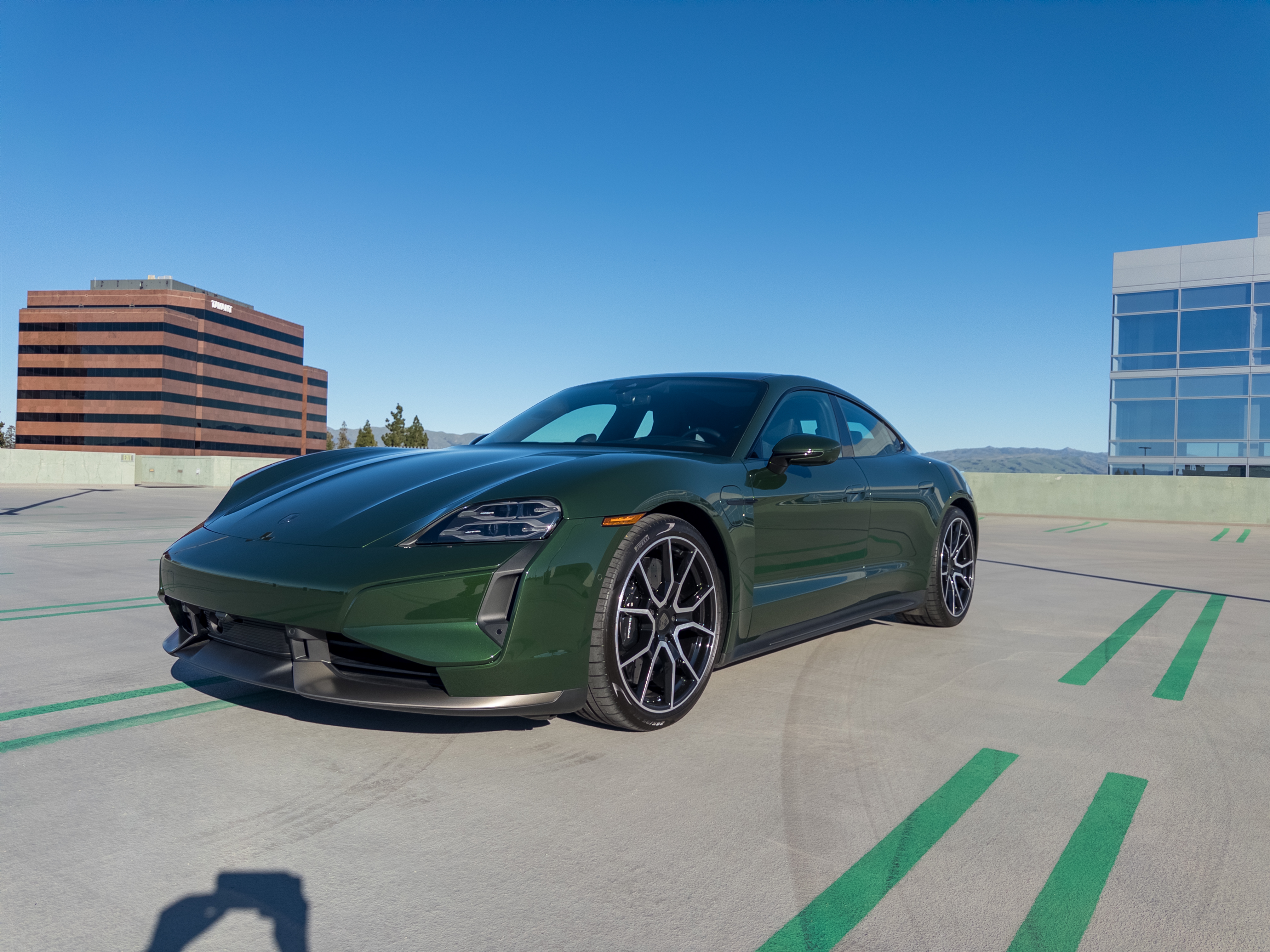 2025 Porsche Taycan Turbo S - 3