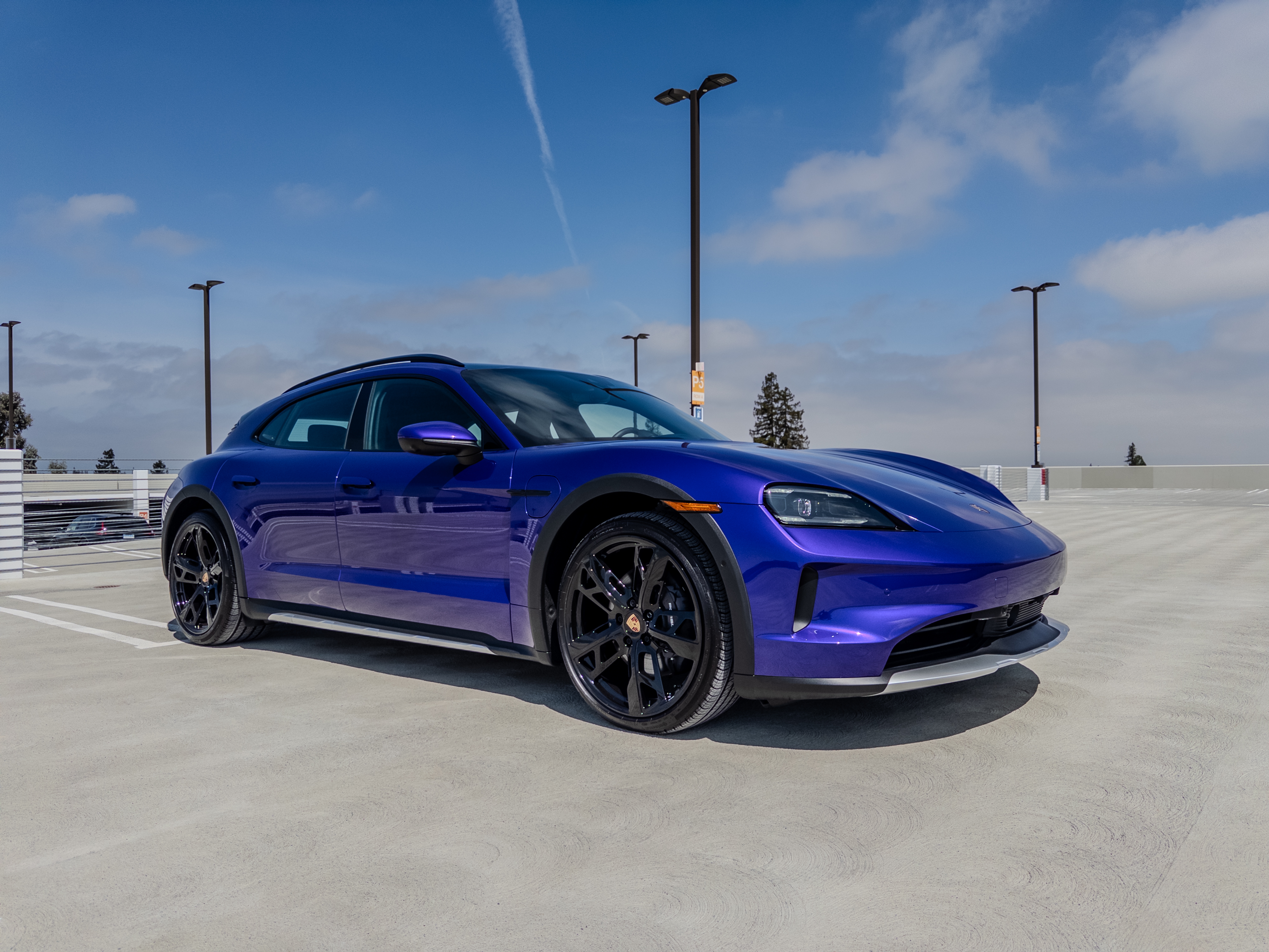 2025 Porsche Taycan Cross Turismo 4 - 3