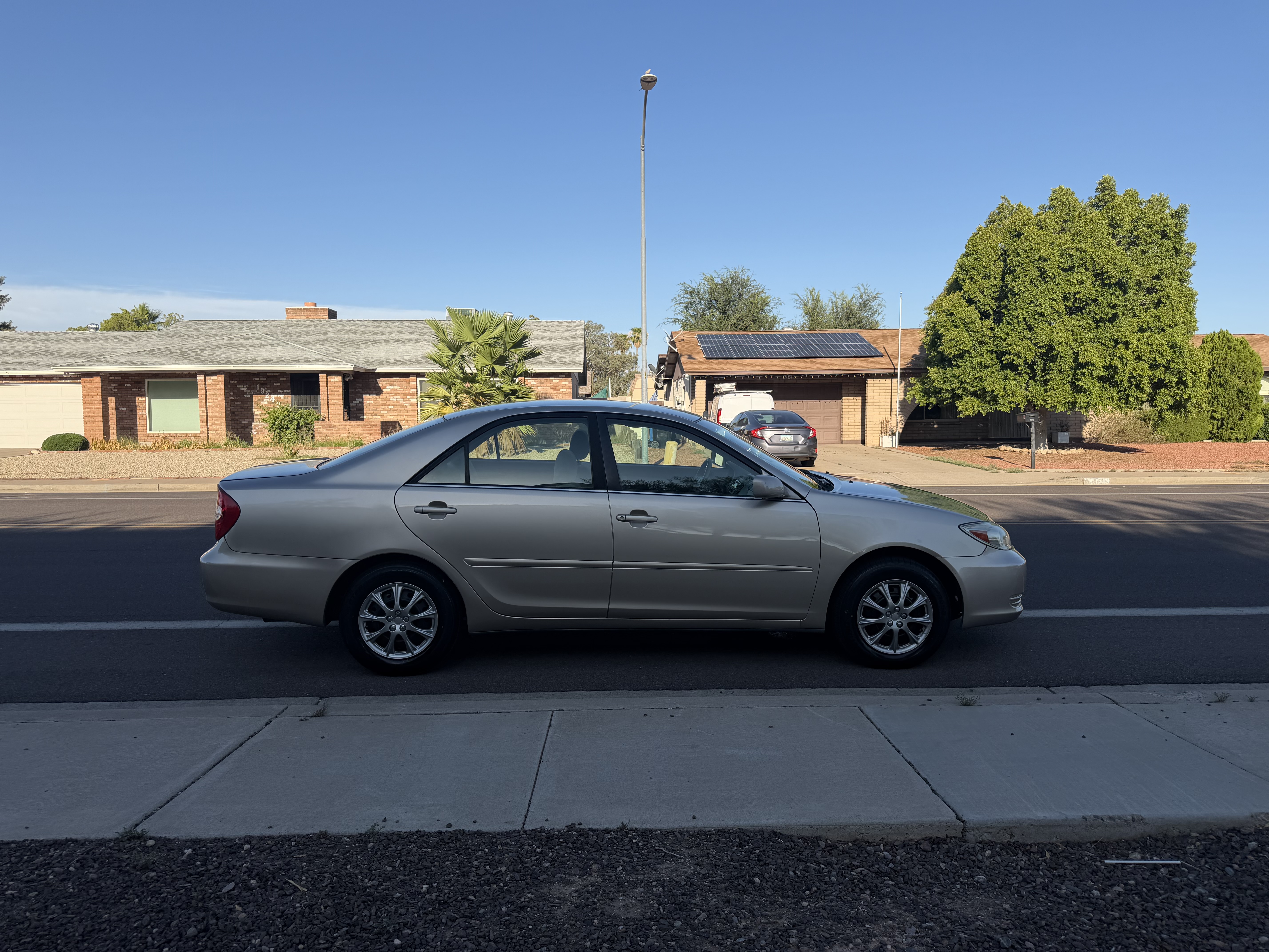 2003 Toyota Camry SE - 8