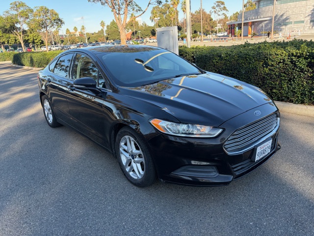 2015 Ford Fusion SE - 2