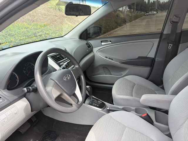 2017 Hyundai Accent SE - 9