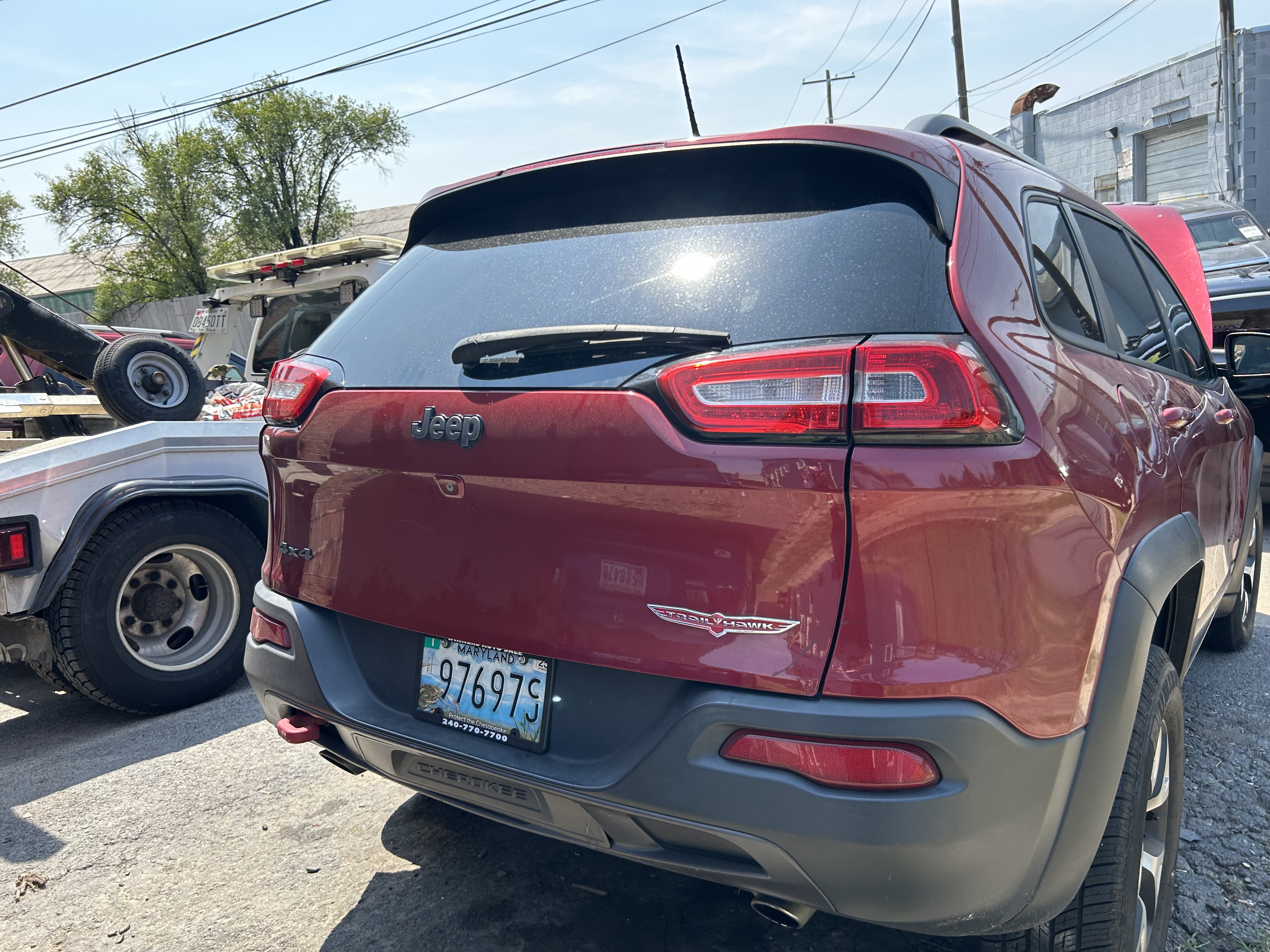 2015 Jeep Cherokee Trailhawk - 2