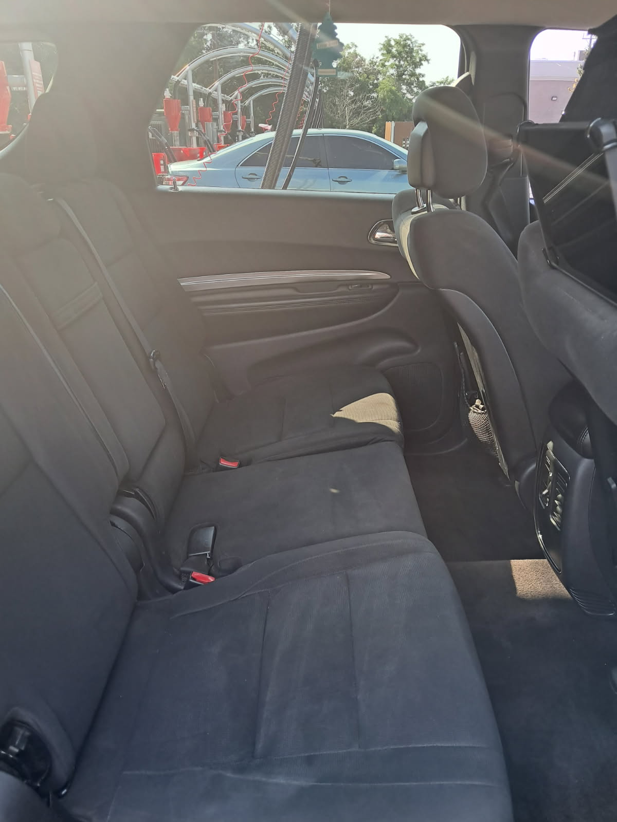 2017 Dodge Durango SXT - 4