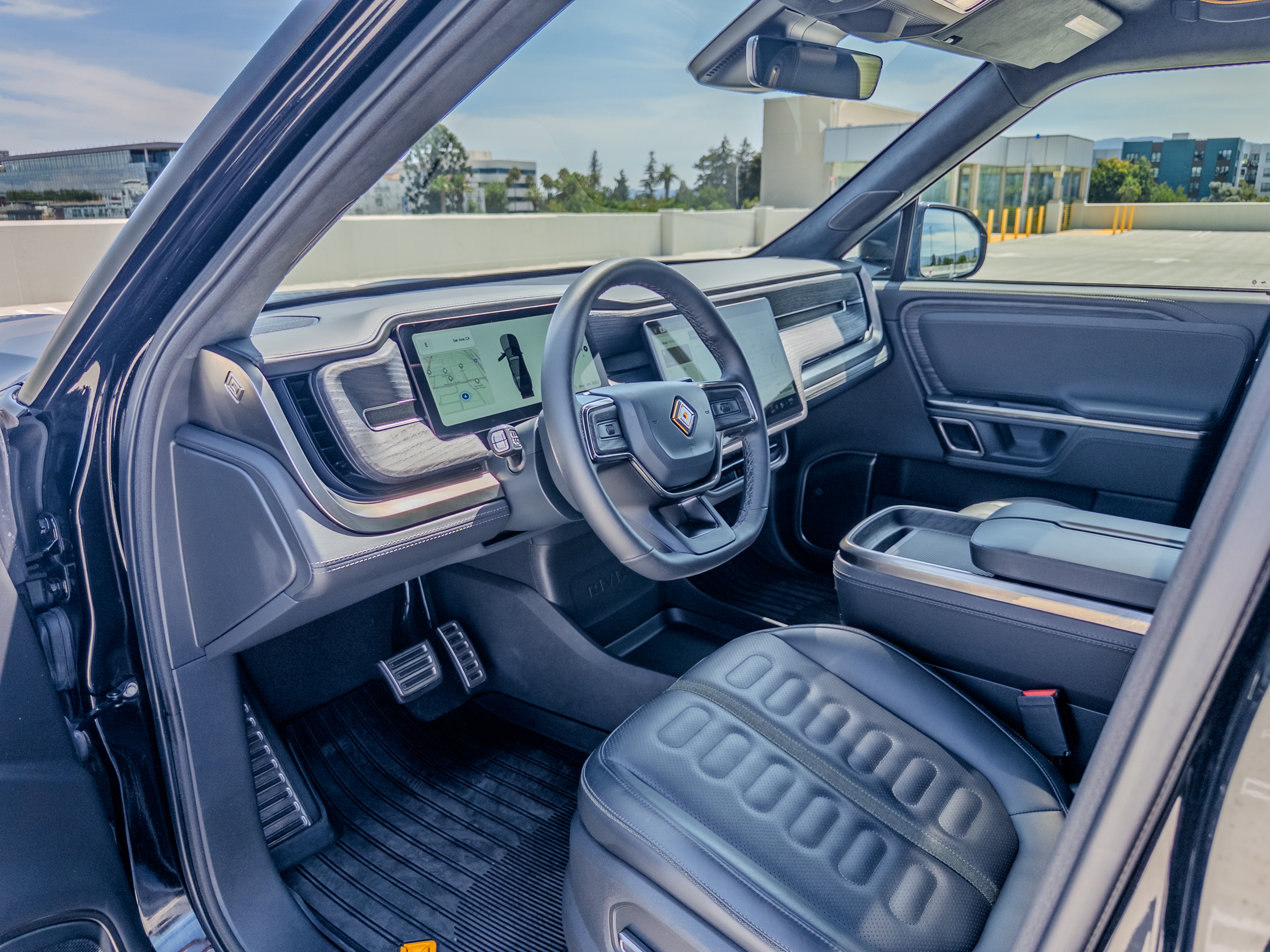 2024 Rivian R1S Adventure Dual Motor Max Pack - 17