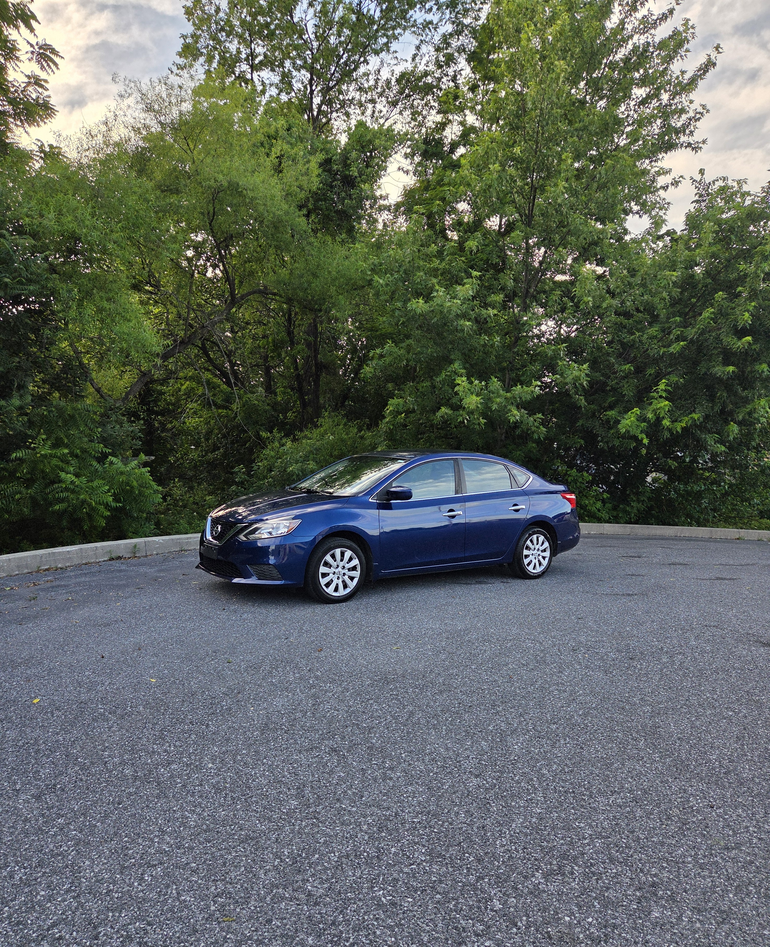 2016 Nissan Sentra SV — Fuel Efficient & Practical