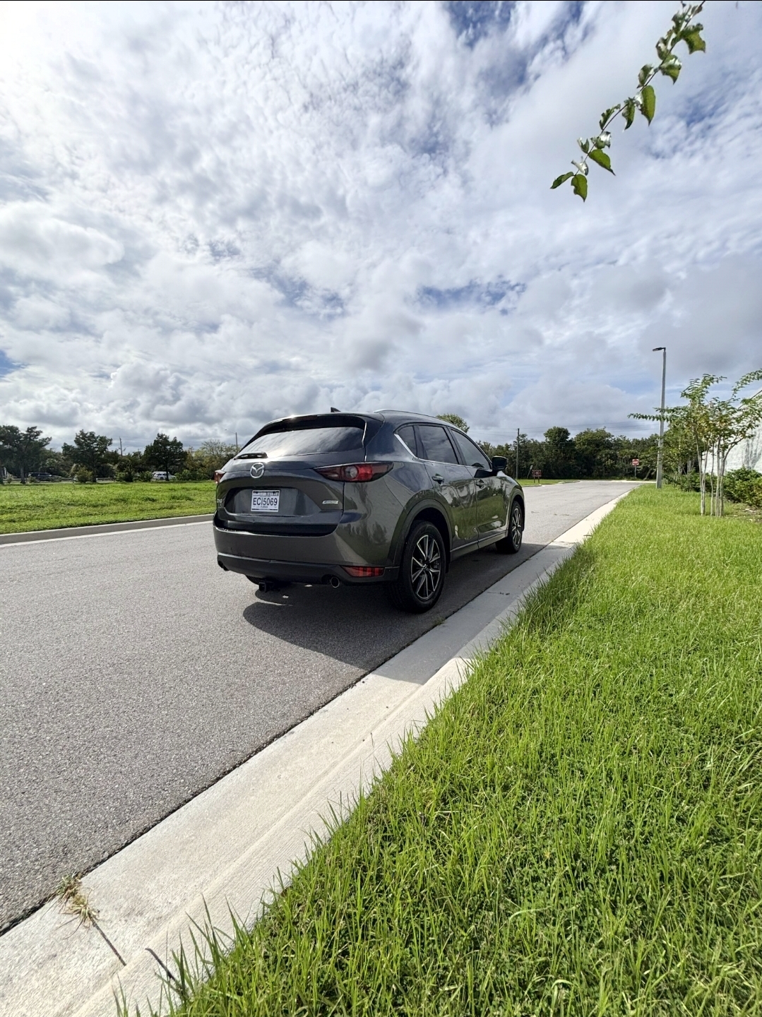 2018 Mazda CX-5 Touring – Clean, Fuel-Efficient SUV with Heated Seats & Advanced Safety - 4