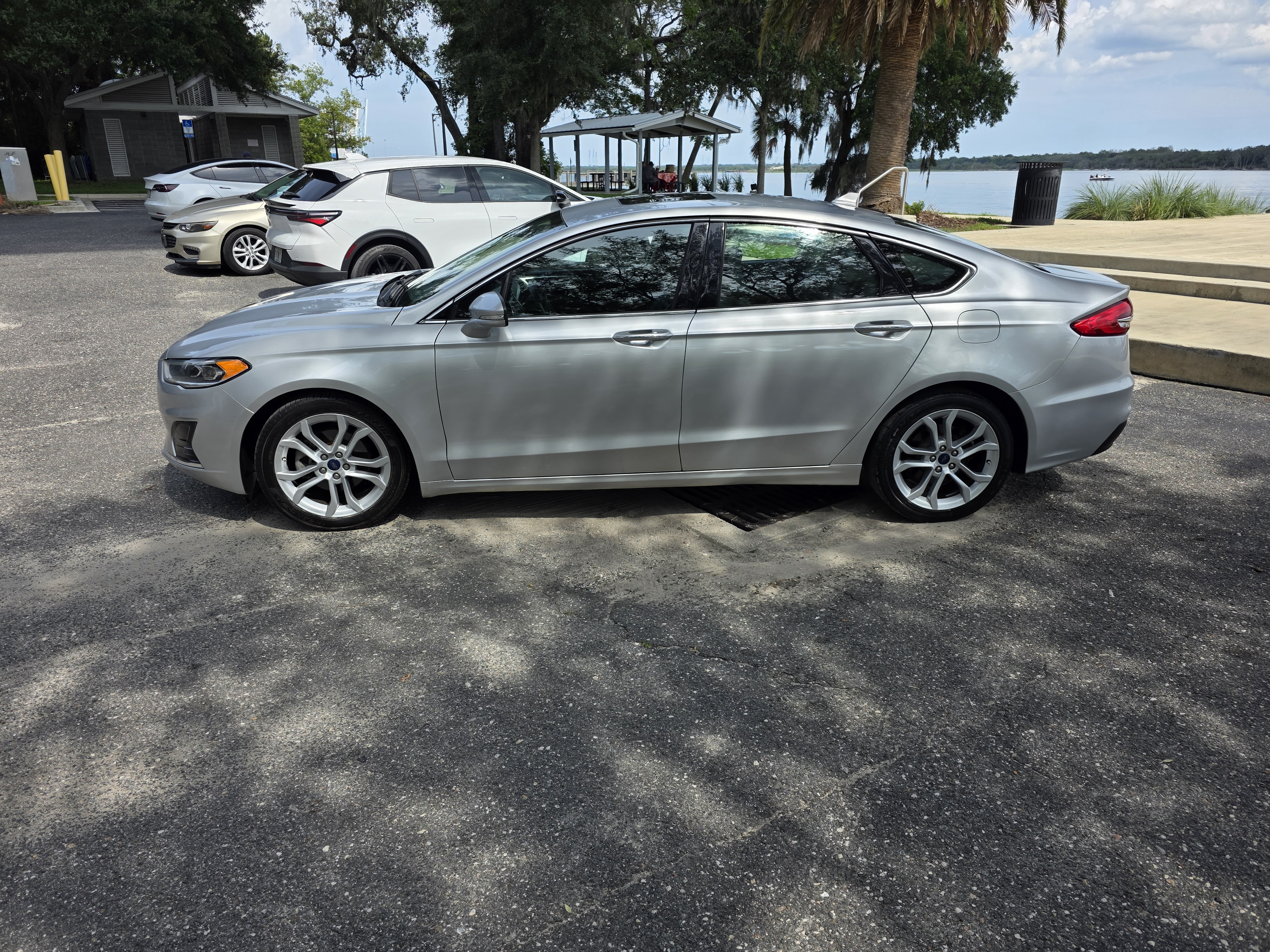 2019 Ford Fusion SEL - 2