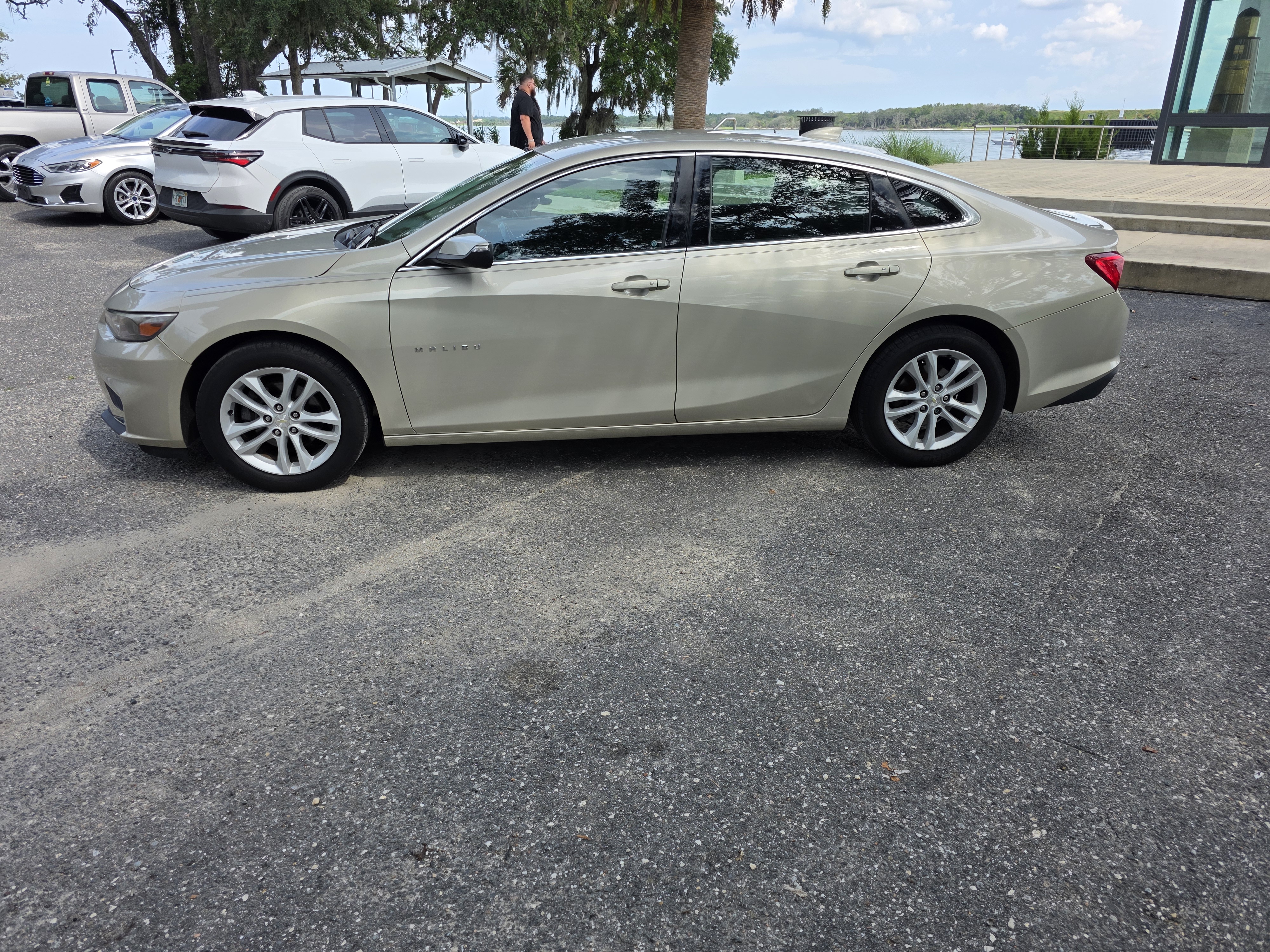 2016 Chevrolet Malibu 1LT - 2