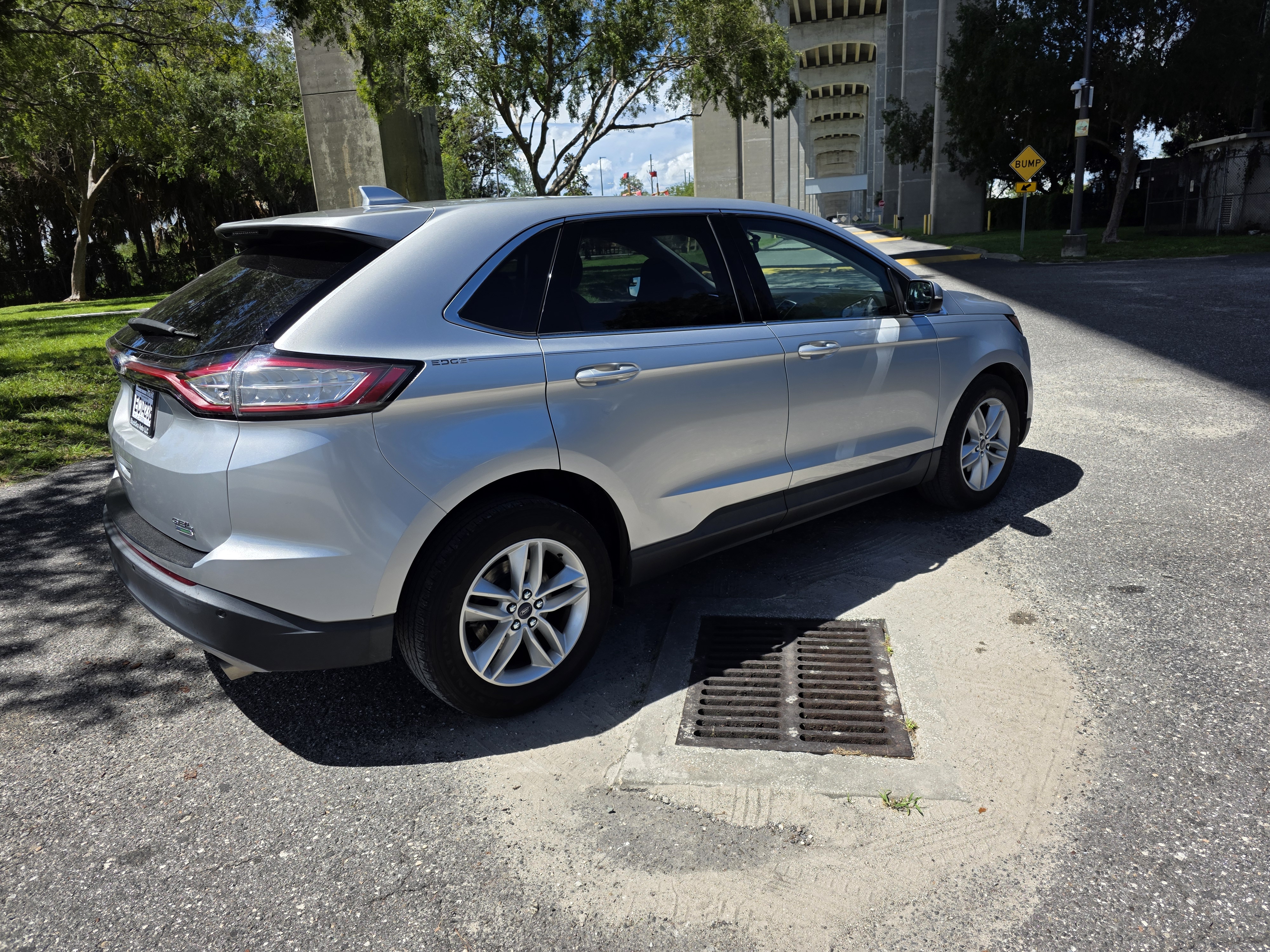 2016 Ford Edge SEL - 6
