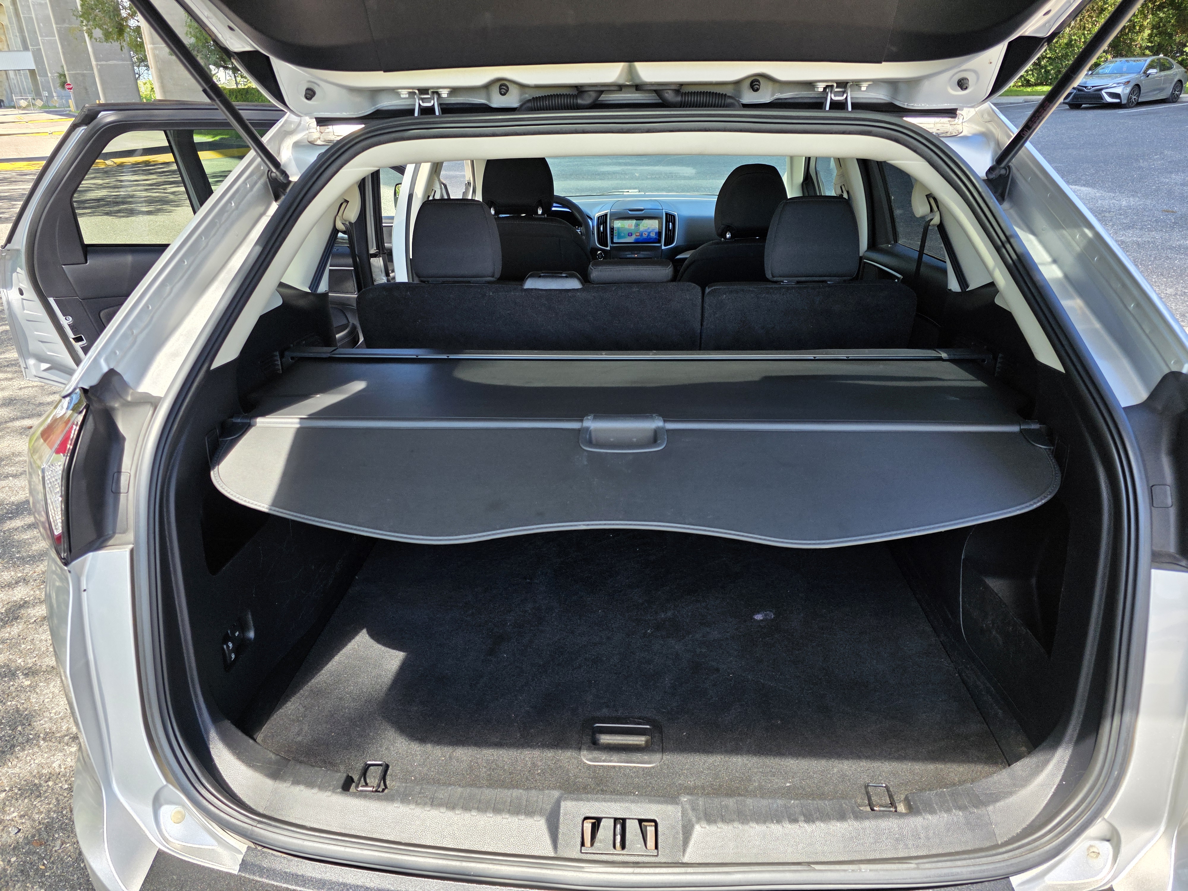 2016 Ford Edge SEL - 17