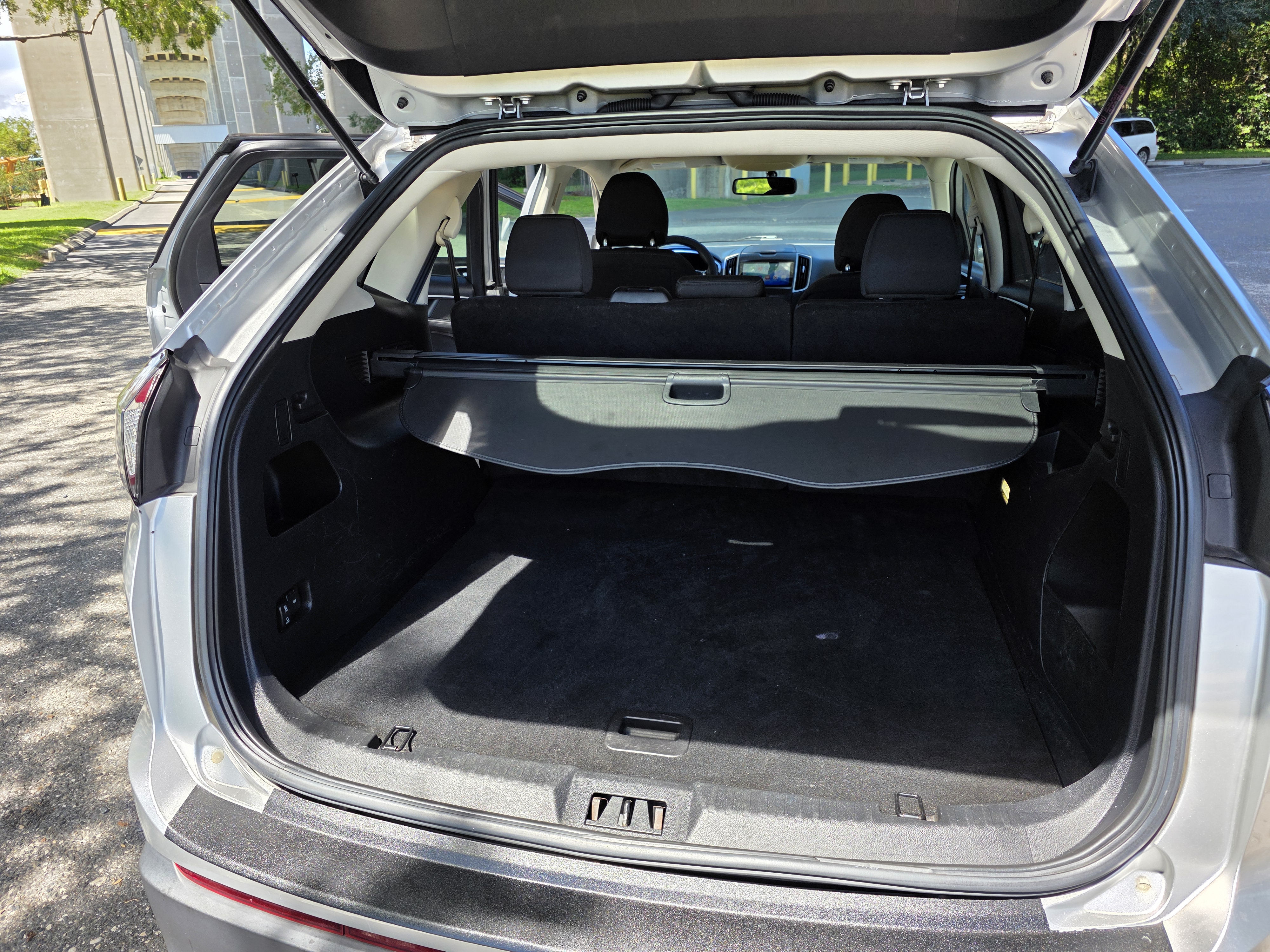 2016 Ford Edge SEL - 18