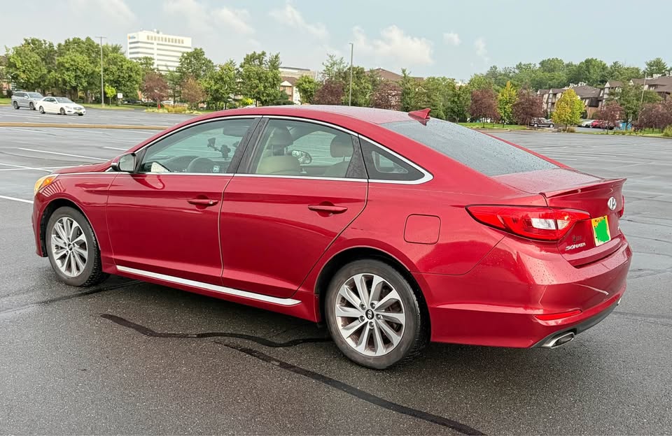 2016 Hyundai Sonata Base - 6