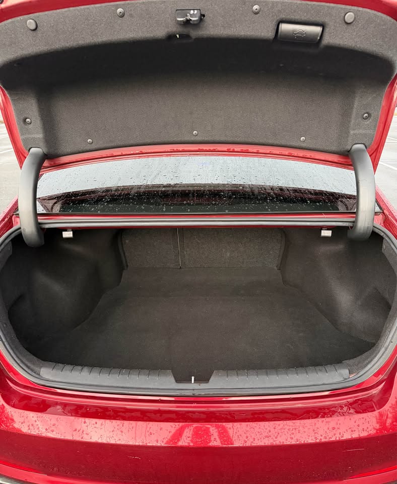 2016 Hyundai Sonata Base - 15