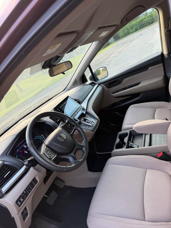 2018 Honda Odyssey EX - 8
