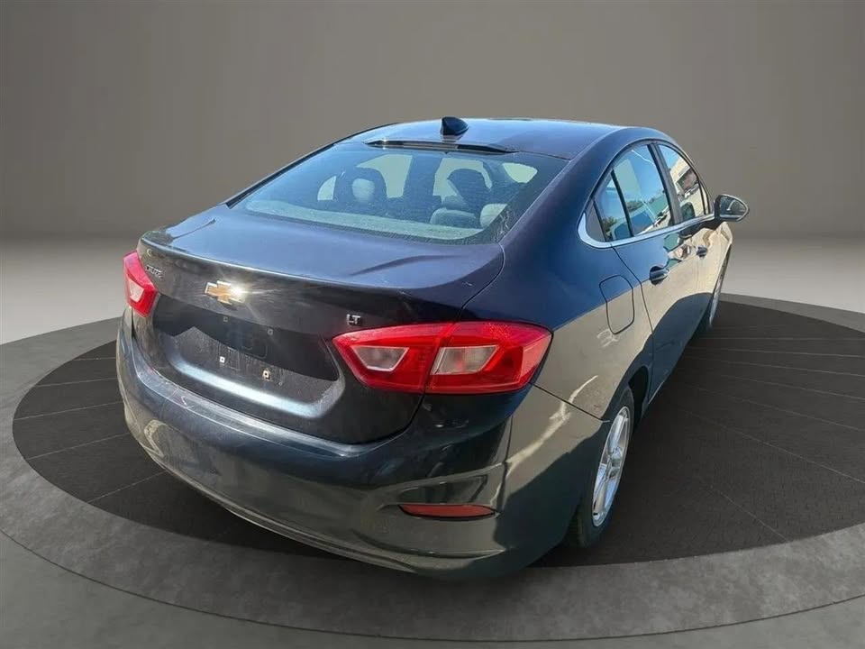 2016 Chevrolet Cruze LT Auto - 5